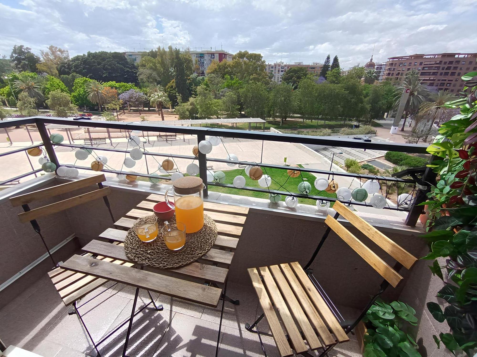 Luxotica Gardens Valencia Apartman Kültér fotó